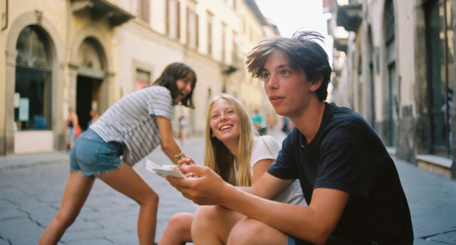 Seguridad y apoyo durante un curso de italiano de LISA! para jóvenes en Florencia Jóvenes estudiantes descubriendo Florencia con acompañamiento durante un curso de italiano de LISA! en Italia