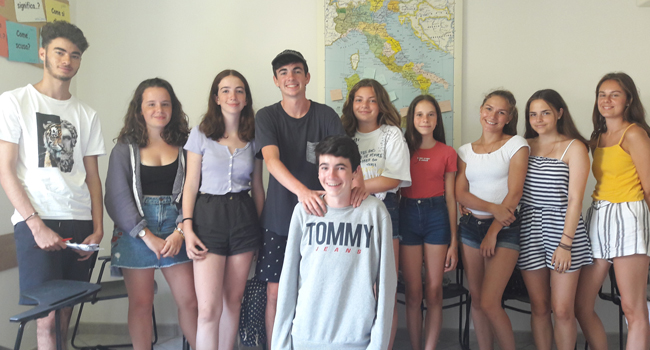 Estudiantes en una escuela de idiomas LISA! durante un curso de italiano en Orbetello, Italia