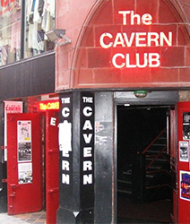 LISA-Sprachreisen-Englisch-Liverpool-Cavern-club-Beatles-Geschichte-Sightseeing-Ausgehen-Freizeit-Aktivitaeten