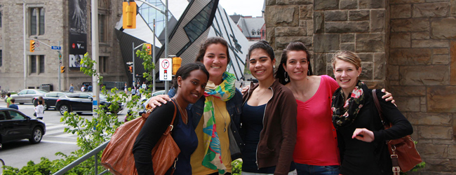 LISA-Sprachreisen-Erwachsene-Englisch-Kanada-Toronto-Oldtown-Freizeit-Aktivitaeten-Stadt-Besichtigung LISA-Sprachreisen-Erwachsene-Englisch-Kanada-Toronto-Oldtown-Freizeit-Aktivitaeten-Stadt-Besichtigung