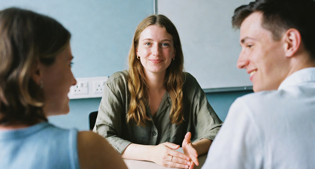 LISA Sprachreisen Erwachsene EnglischBangkok Unterricht Lehrerin LISA Sprachreisen Erwachsene Englisch Bangkok Unterricht Lehrerin