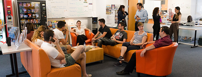 LISA-Sprachreisen-Erwachsene-Englisch-USA-San-Francisco-Sprachschule-Lounge-Relaxen LISA-Sprachreisen-Erwachsene-Englisch-USA-San-Francisco-Sprachschule-Lounge-Relaxen