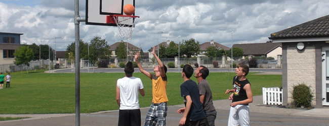 LISA-Sprachreisen-Schueler-Englich-Irland-Kilkenny-Schule-Sport-Basketball-Freizeit LISA-Sprachreisen-Schueler-Englich-Irland-Kilkenny-Schule-Sport-Basketball-Freizeit