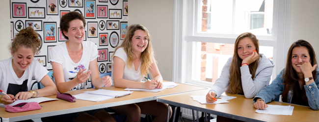 LISA-Sprachreisen-Schueler-Englisch-England-Exmouth-Sprachschule-Unterricht-Klasse-Kurs LISA-Sprachreisen-Schueler-Englisch-England-Exmouth-Sprachschule-Unterricht-Klasse-Kurs