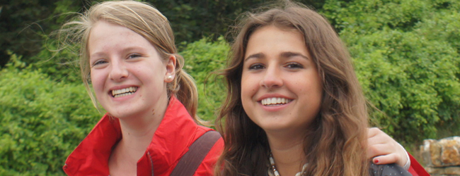 LISA-Sprachreisen-Schueler-Englisch-Irland-Kilkenny-Maedchen-Freundschaft-Lachen-Spass LISA-Sprachreisen-Schueler-Englisch-Irland-Kilkenny-Maedchen-Freundschaft-Lachen-Spass