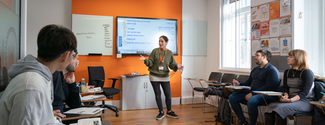 LISA-Sprachschule-Erwachsene-Englisch-England-London-Central-Unterricht-Schule-Gruppe-Klasse LISA-Sprachschule-Erwachsene-Englisch-England-London-Central-Unterricht-Schule-Gruppe-Klasse