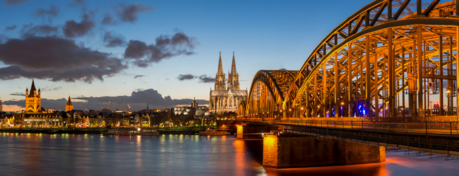 LISA-sprachreisen-deutsch-Koeln-Hohenzollernbruecke-Rhein-fluss-sightseeing-sehenswuerdigkeiten